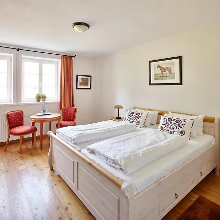 Hotel Hof Tuetsberg 3*