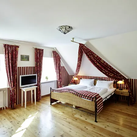 Hotel Hof Tuetsberg 3*