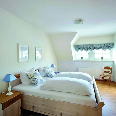 Hotel Hof Tuetsberg 3*