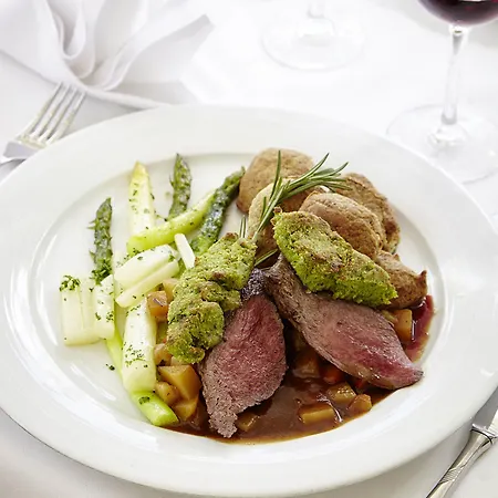 ホテル Hof Tuetsberg