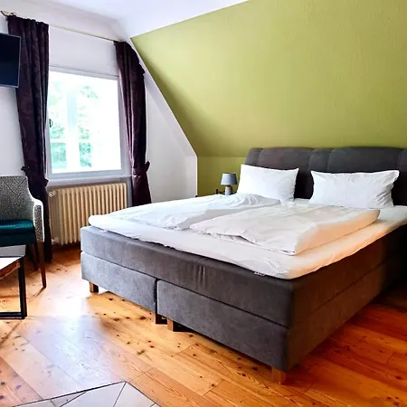 Hof Tuetsberg Hotel 3*