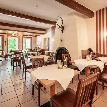 Hof Tuetsberg Hotel 3*